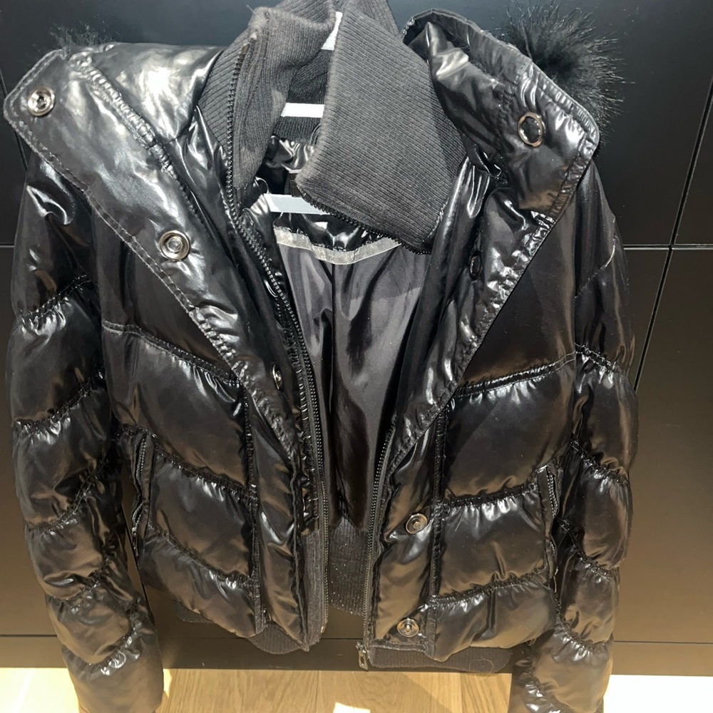 RUDSAK Black Down Bomber Puffer Jacket w/ Detachable Fur Hood - Picture 2 of 5